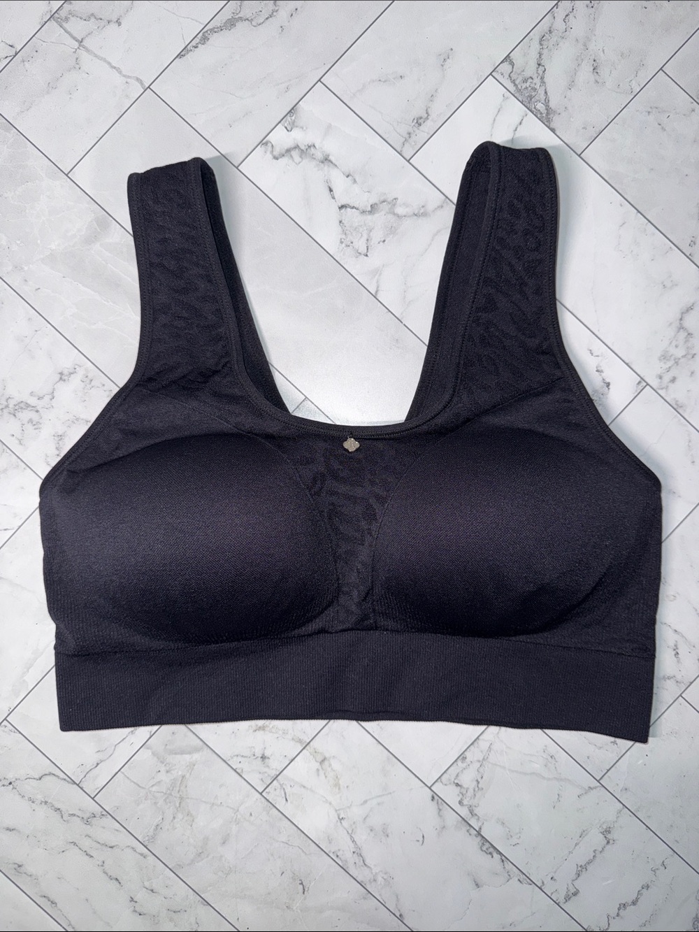 NWT Breezies Active Comfort Seamless Wirefree Contour Bra Black X-Large